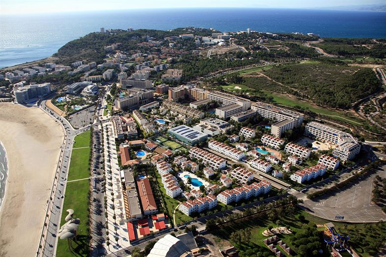 - WeLoveGolfTravel