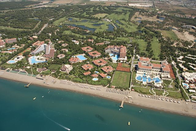 7197314424_f572b9ae05_z - WeLoveGolfTravel