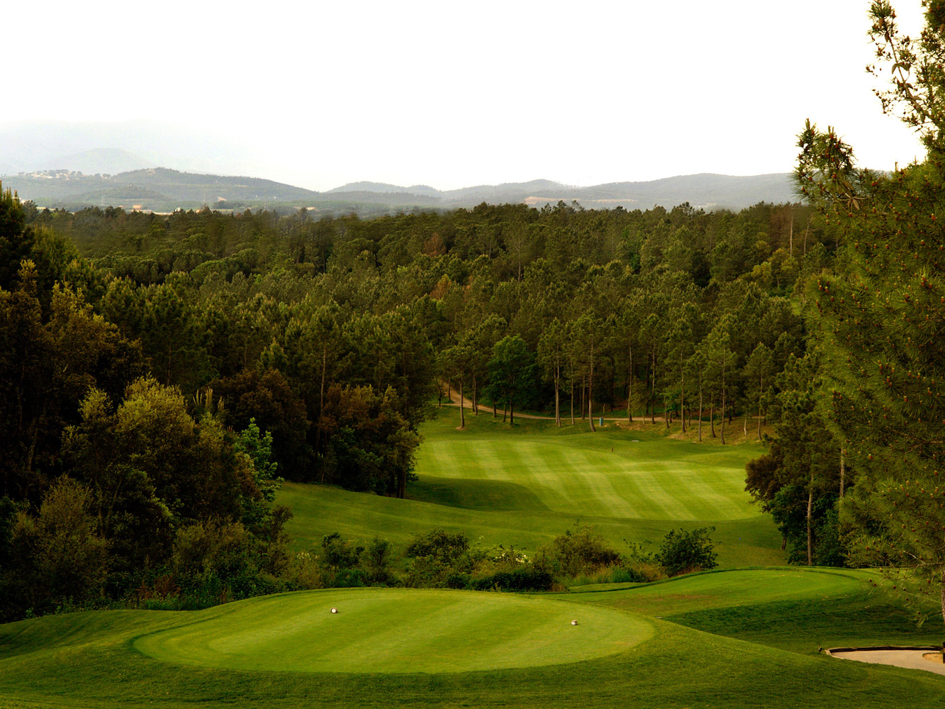 OLYMPUS DIGITAL CAMERA - WeLoveGolfTravel