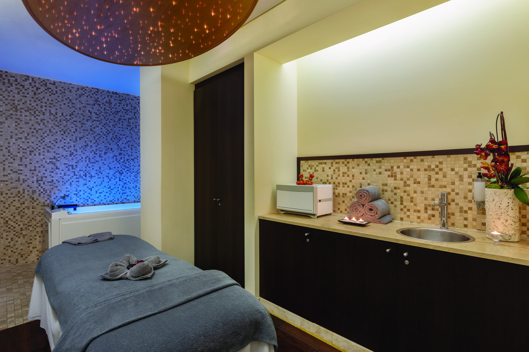 Wyndham Grand Algarve - Spa - Treatment Room - 1473590 - WeLoveGolfTravel