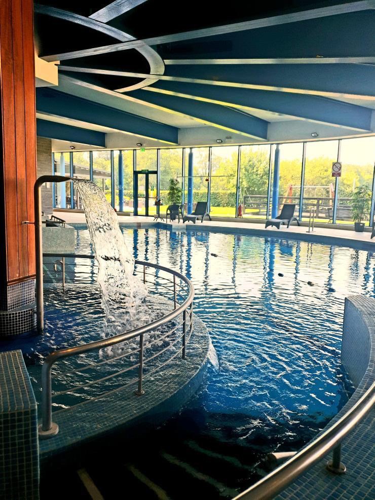 Feature pool Tonic - WeLoveGolfTravel