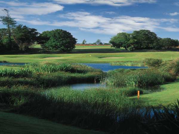 Fota Island Golf Club 10th Hole - WeLoveGolfTravel