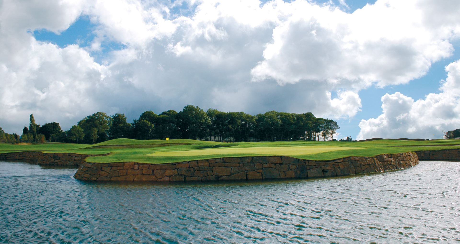 castleknock-golf-club1 - WeLoveGolfTravel