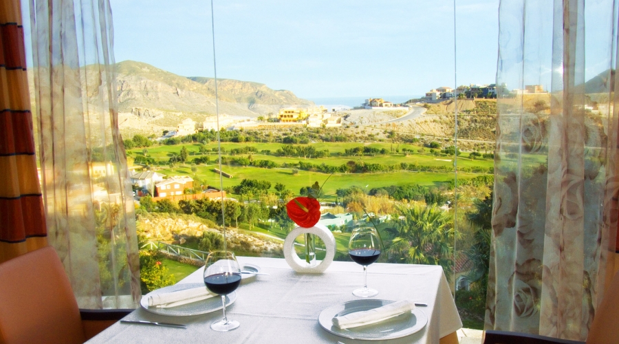 el-mirador-restaurant-vincci-seleccion-envia-almeria_0 - WeLoveGolfTravel
