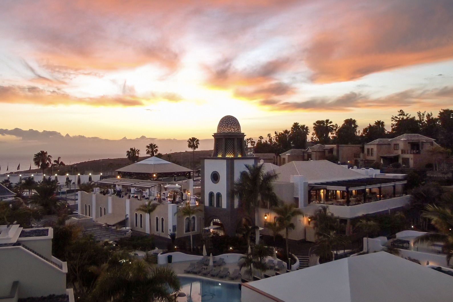 Hotel Suite Villa María - sunset - WeLoveGolfTravel