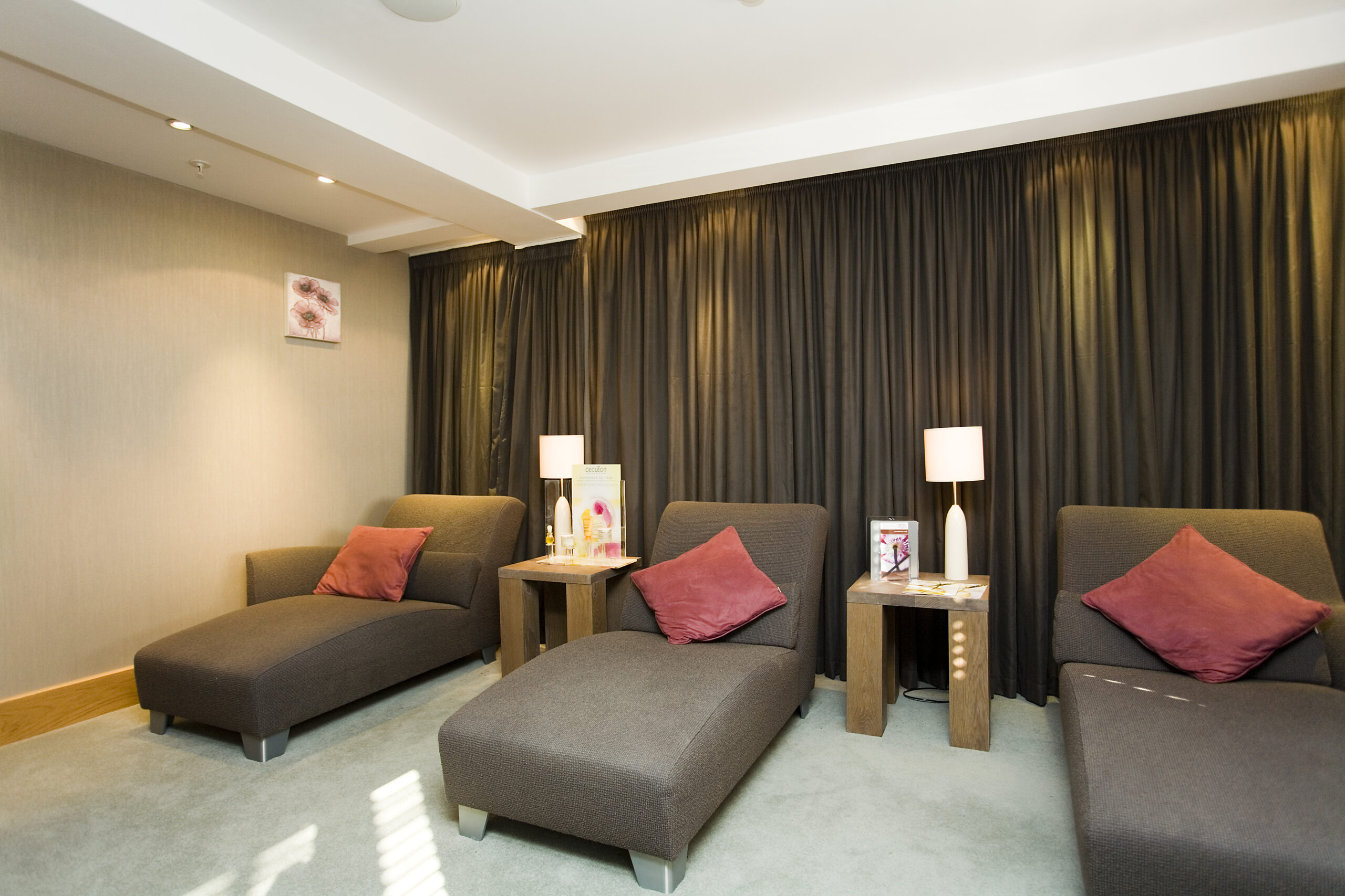 8057061-lounge02-max (2) - WeLoveGolfTravel