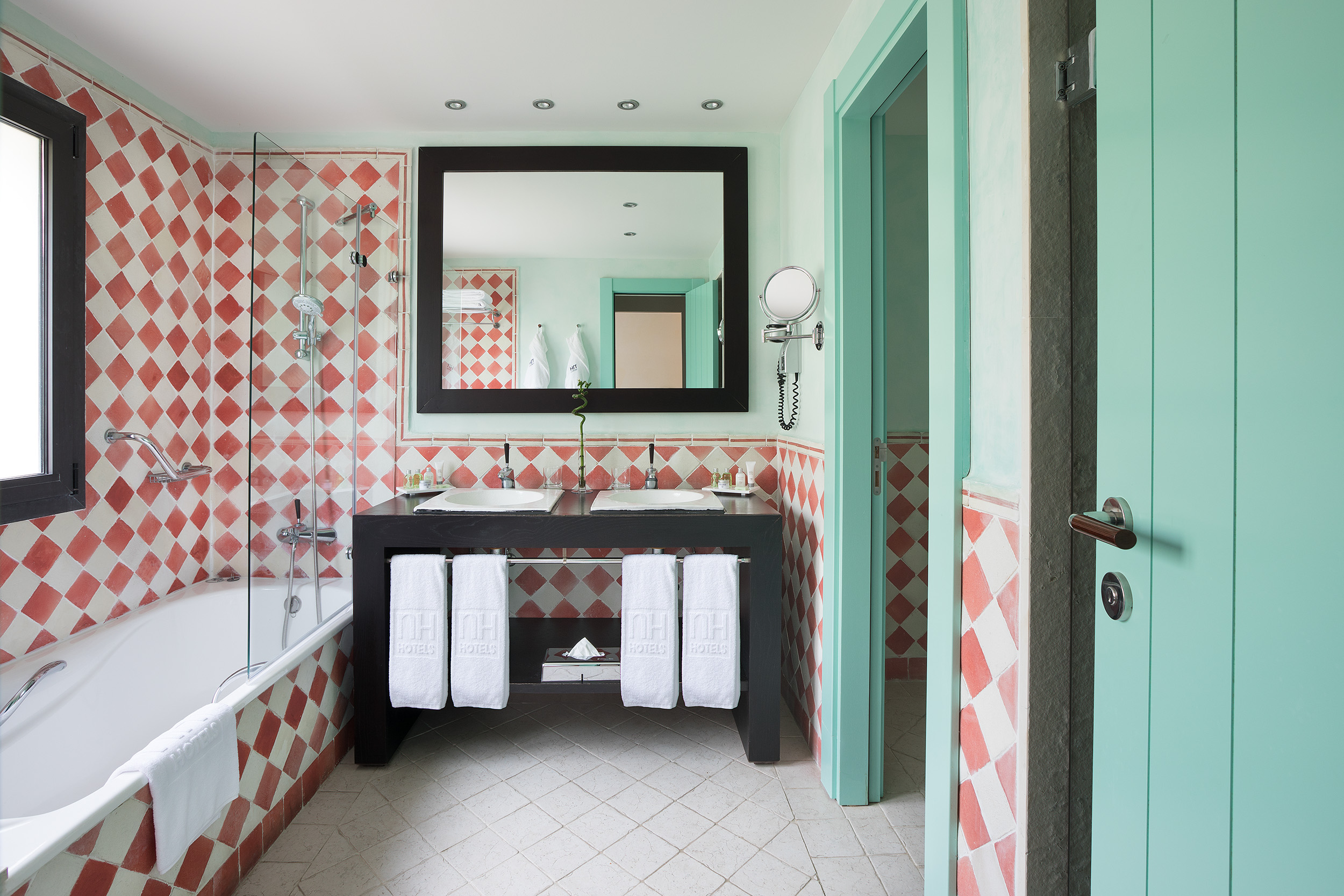 STD ROOM El Encinar Sotogrande (2) - WeLoveGolfTravel