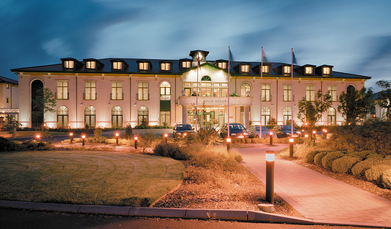 master-hotel-front_5mb - WeLoveGolfTravel