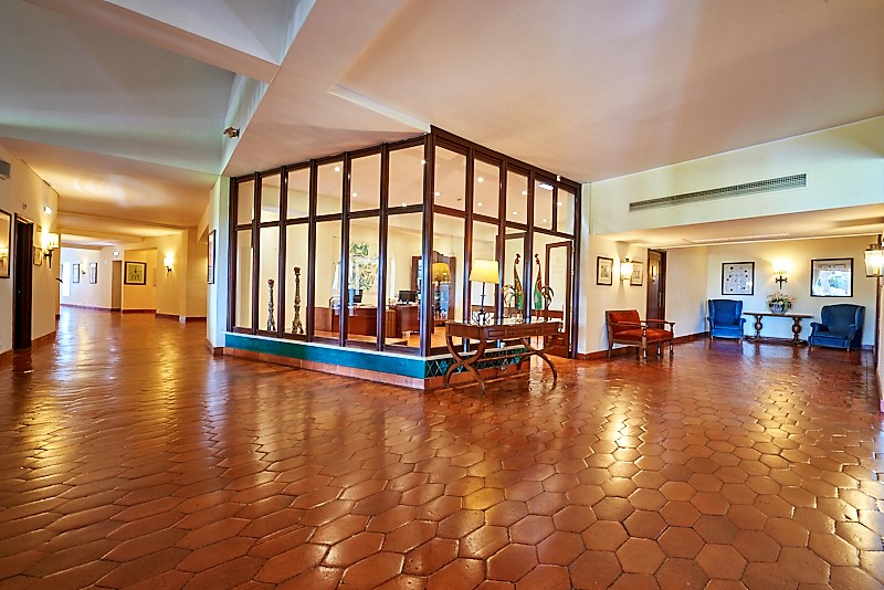 PHG_Lobby_LOW (6) - WeLoveGolfTravel