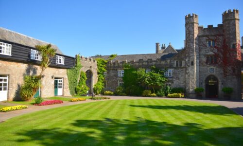 CVTGS - courtyard iamge - WeLoveGolfTravel CVTGS - courtyard iamge