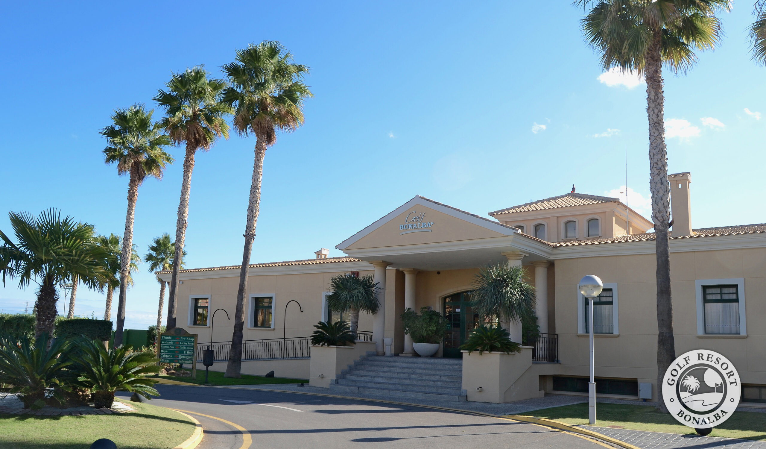 ©Bonalba Golf - Club House - WeLoveGolfTravel