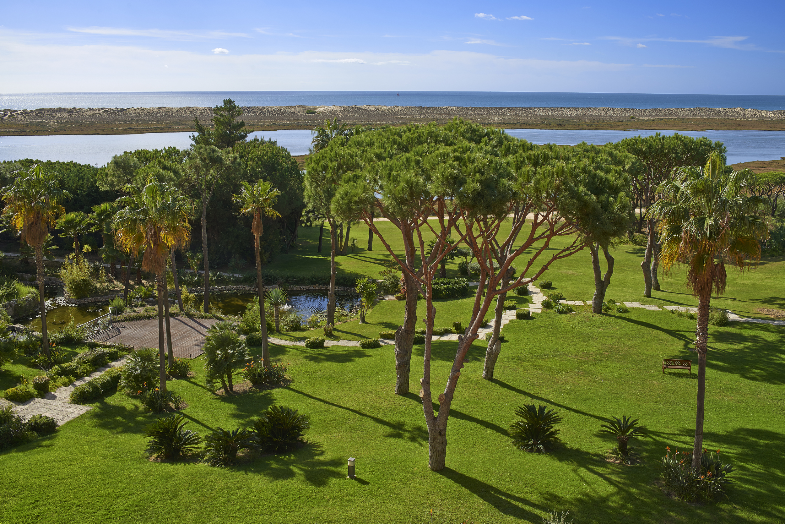 Hotel Quinta do Lago.009.Garden - WeLoveGolfTravel