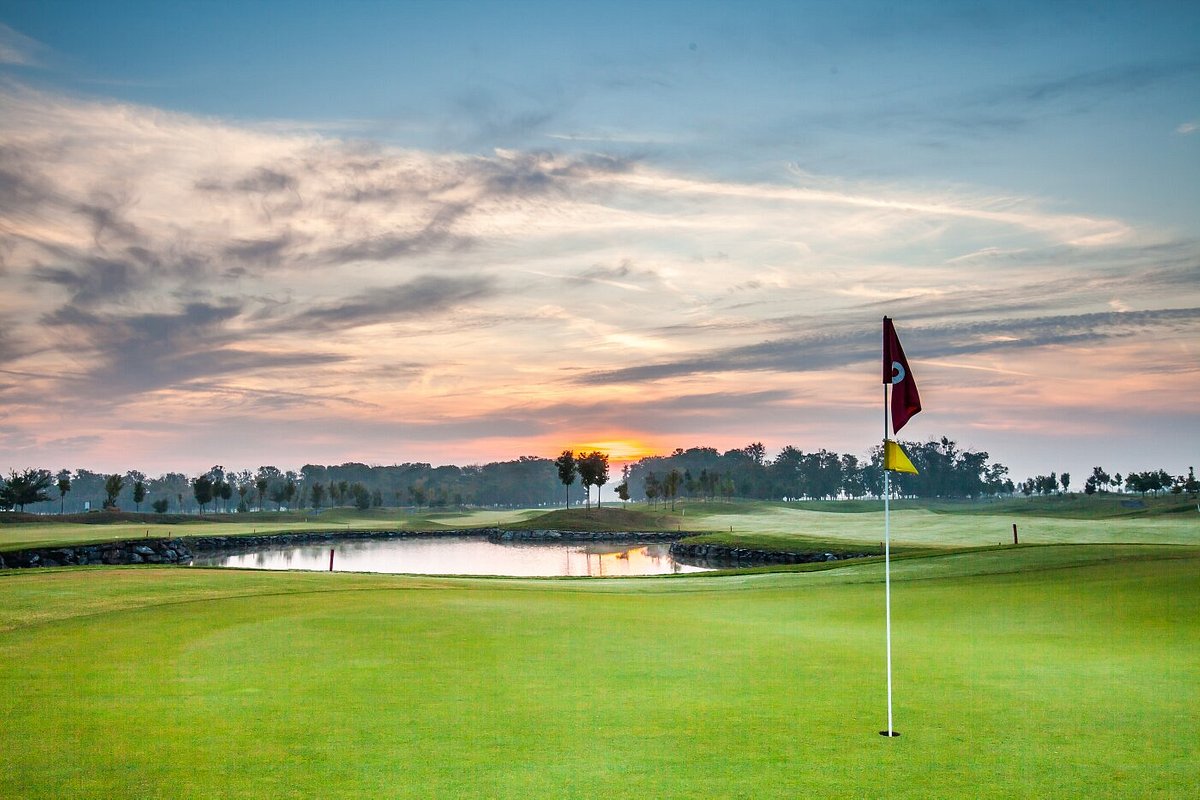 hole-n18 - WeLoveGolfTravel